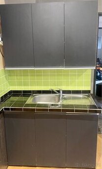Kuchyňská linka + dřez + baterie