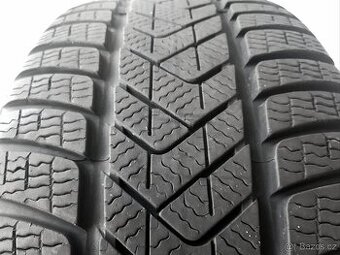 2ks pěkných zimních pneu 255/35 R19 Pirelli