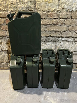 Kanystr na benzín, plechový, 20l, zelený