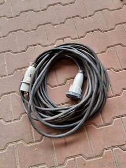 Prodlužovací kabel 380V 19metru
