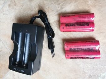 Li-Ion ICR18650 - 4 baterie a Dvojitá nabíječka = SADA