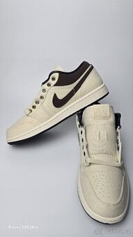 Nike Air Jordan 1 low prm  41eu