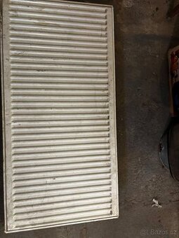 Deskový radiator