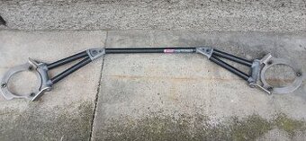 Karbonova vyztuha Subaru STI