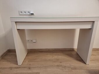 Toaletní stolek Ikea Malm - 1