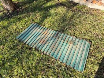 Police do regálů - 1