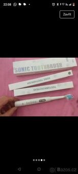 Nový sonický zubní kartáček