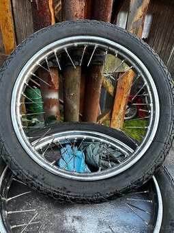 Plášť s ráfkem na Jawa Pionyr