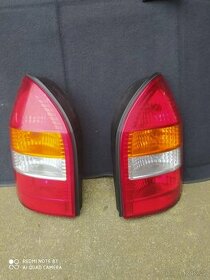 ZAFIRA A zadní světlomety