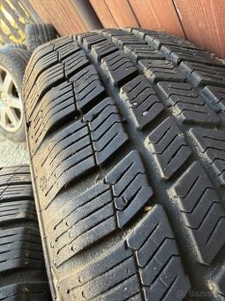 Zimní pneu 165/70/14