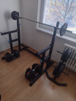 Stojan na činku, bench press