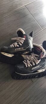 Brusle Bauer vapor junior vel.3,5D