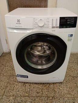 Pračka Electrolux