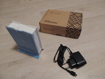 WiFi router Mikrotik RB941-2nD-TC