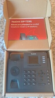 Tlačítkový telefon