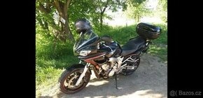 Yamaha Fazer FZ6S2 2006 naj pouze 25 tis. Km