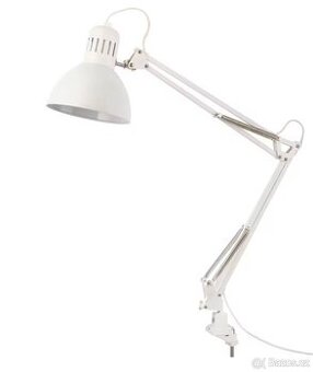 Lampa na stůl
