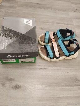 Sandály AlpinePro vel. 35