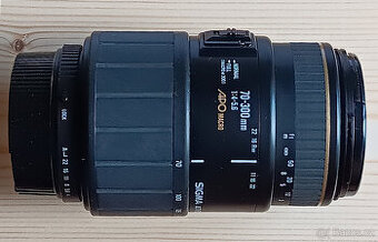 Teleobjektiv SIGMA 70 - 300 mm pro Pentax