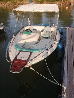 Motorový čln REGAL 14 P - 1