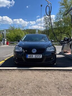 Dobrý den, nabízím k prodeji Volkswagen Golf 5 GT 1.4 TSI