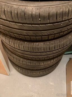 Letní pneu 195/65 R15