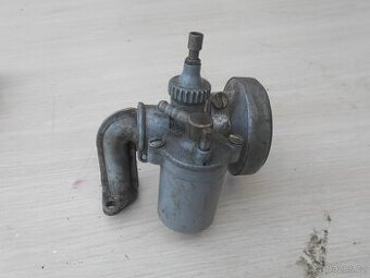 Jawa 550 pařez  karburátor