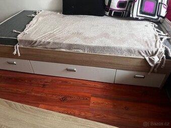 Prodám nábytek a malou ledničku