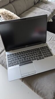 Dell Precision 3551