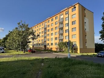 Pronájem, byt 1+1, 36 m, Zadní Vinohrady 4665, Chomutov, Čes