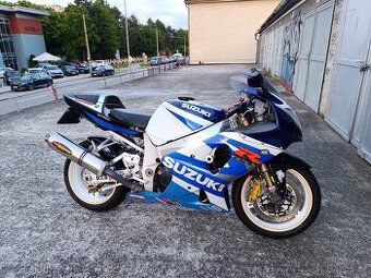 Suzuki gsxr 1000 K1 Top stav