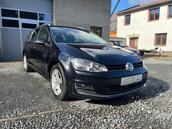 VOLKSWAGEN GOLF  1,6 TDi  77  Kw  PANO,TAŽ,ACC - 1