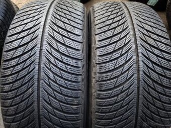 Zimní pneumatiky Michelin 245/45 R19 102V