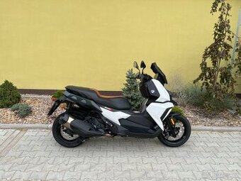 BMW C400X