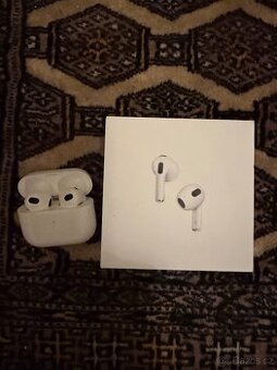 AirPods 3