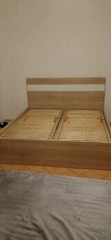 Manželská postel, obývací segment, věšák