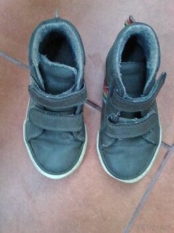 Dětské kožené zateplené kotníkové boty, vel. 19