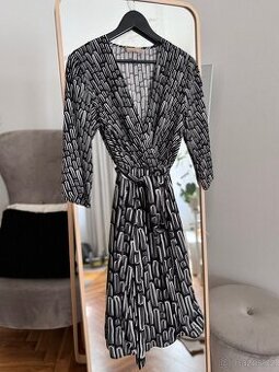 Luxusní značkové šaty Pietro Filipi