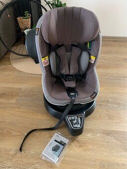 Otocna autosedacka se zakladnou