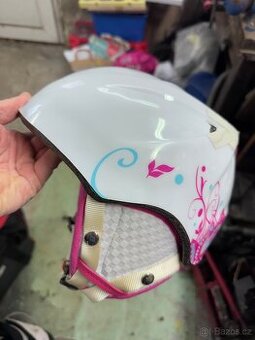 Dětské lyžařské helmy - chlapecká, dívčí