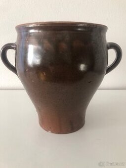 stara kameninova nadoba