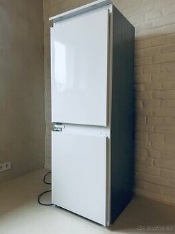 Vestavná lednice s mrazničkou IKEA RÅKALL (řada 500)