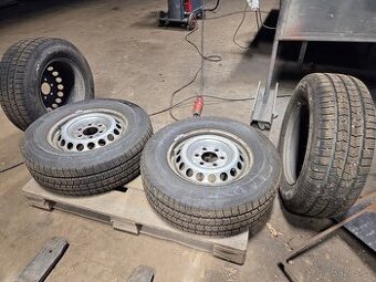 Pneu zimní 235/65R/16C WT1 121R