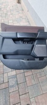 Tapecir zadních  levych dverí F150. F-150. ML3B-1627407