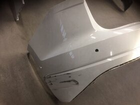 Prodám zadní nárazník VW TUAREQ R-LINE