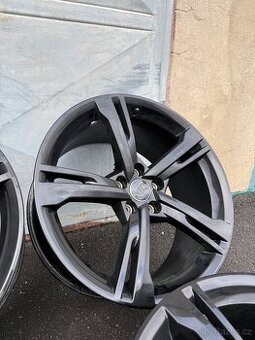 Originál Audi A5/S5 R19 5x112