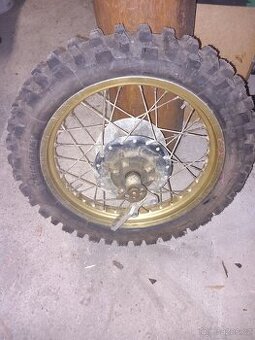 Yamaha XT600 - díly