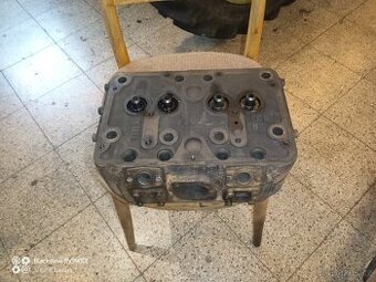 Hlava Zetor 25