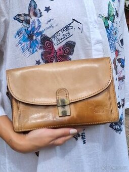 PÁNSKÁ ETUE THE BRIDGE - ITÁLIE