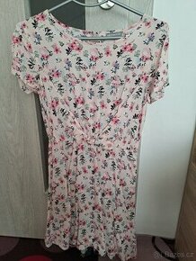 Dívčí šaty- vel.158